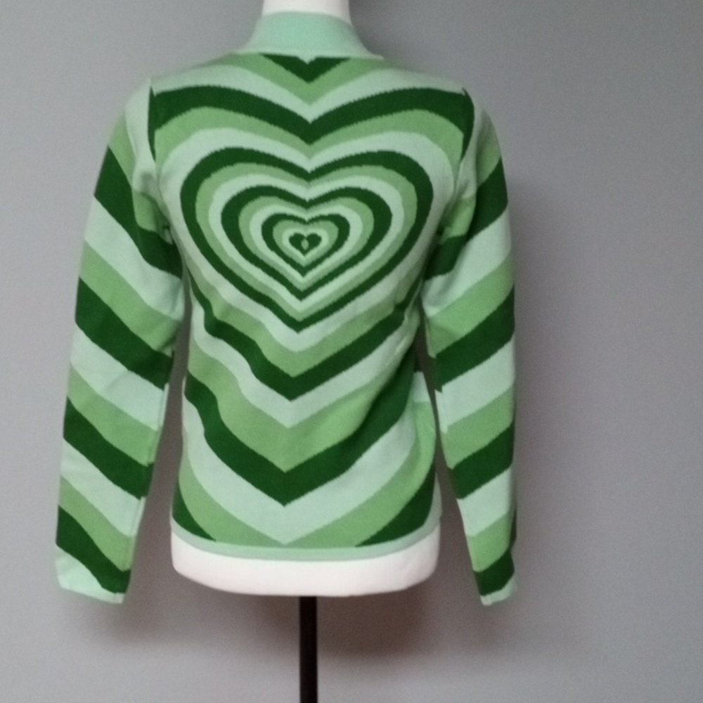 NWT Green Heart Mock Neck Long Sleeve Sweater - Picture 8 of 11
